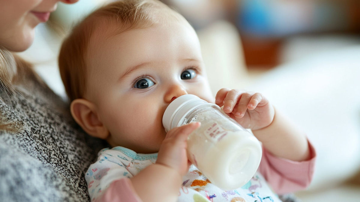 Is Your Baby Getting Enough Formula? Here's How to Know
