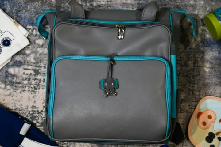 The Ultimate Diaper Bag Checklist